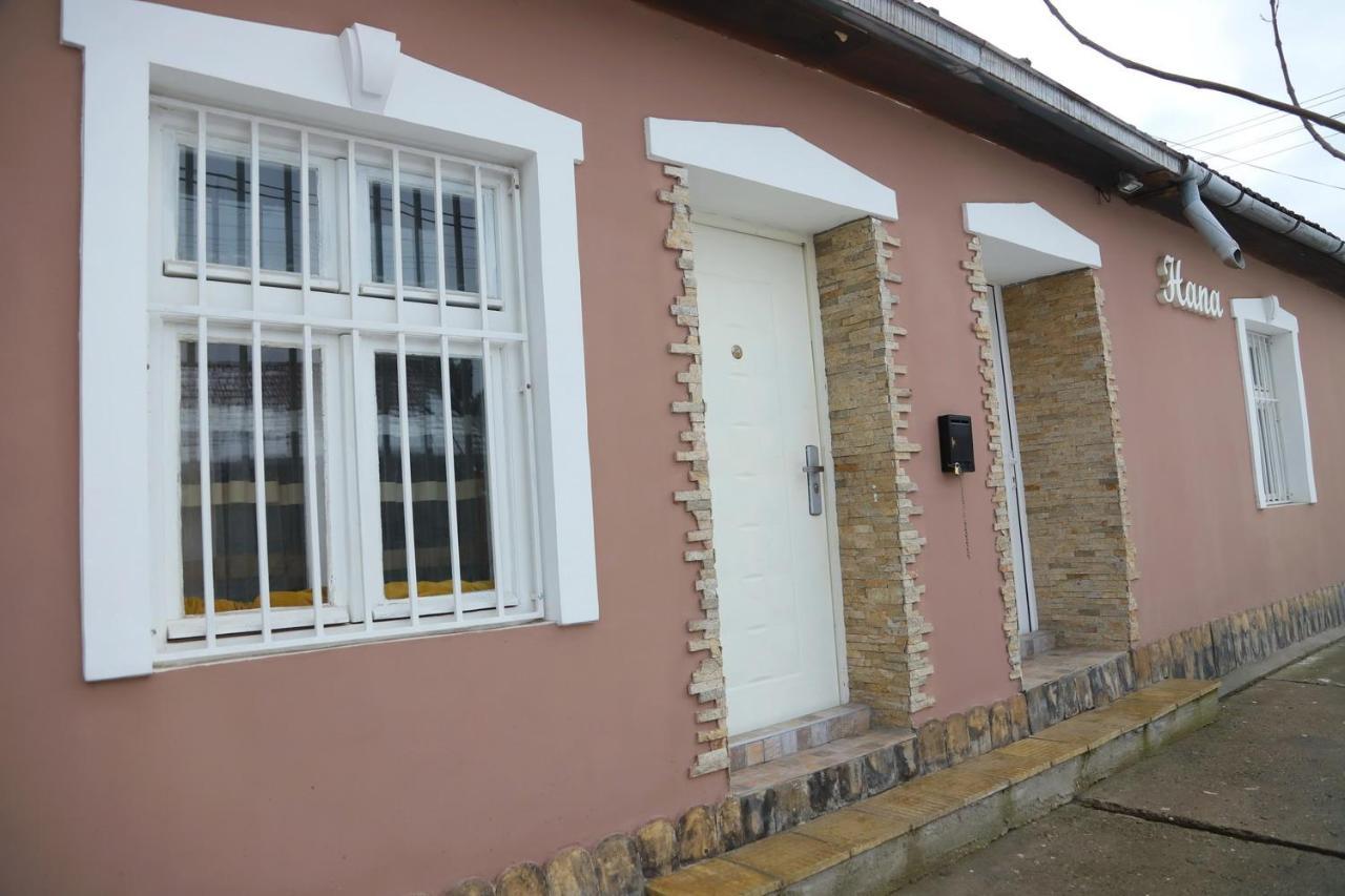 סובוטיקה Kosta Apartments מראה חיצוני תמונה