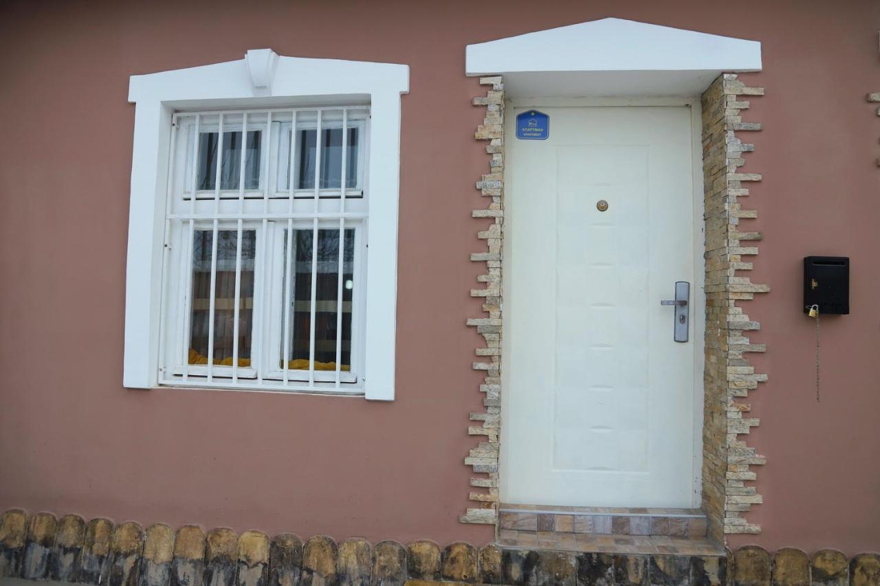סובוטיקה Kosta Apartments מראה חיצוני תמונה